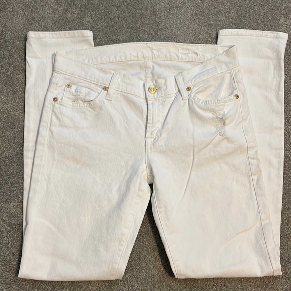 White denim distressed jeans